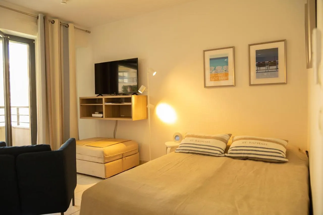 Le Palais - Studio Avec Balcon Dans Le Carre D'Or Nice